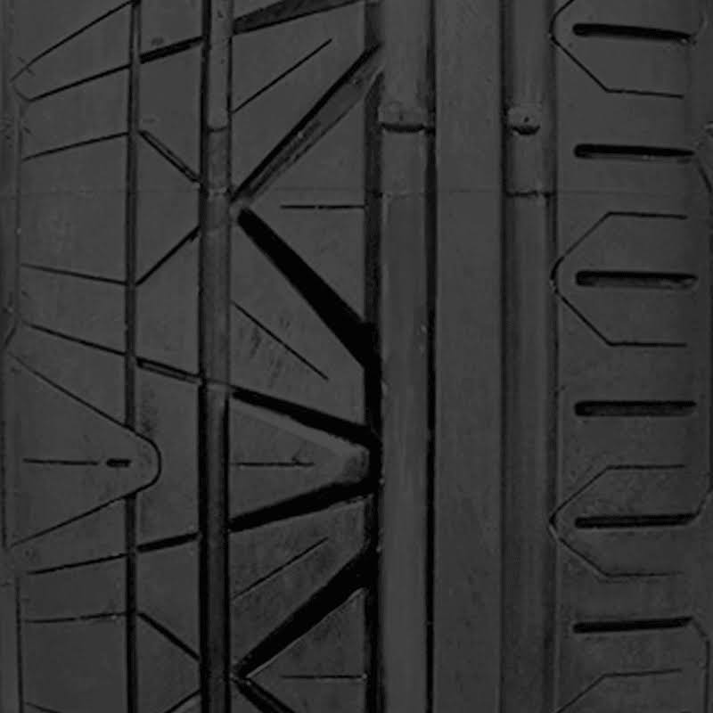 235/40R18 Tire D202