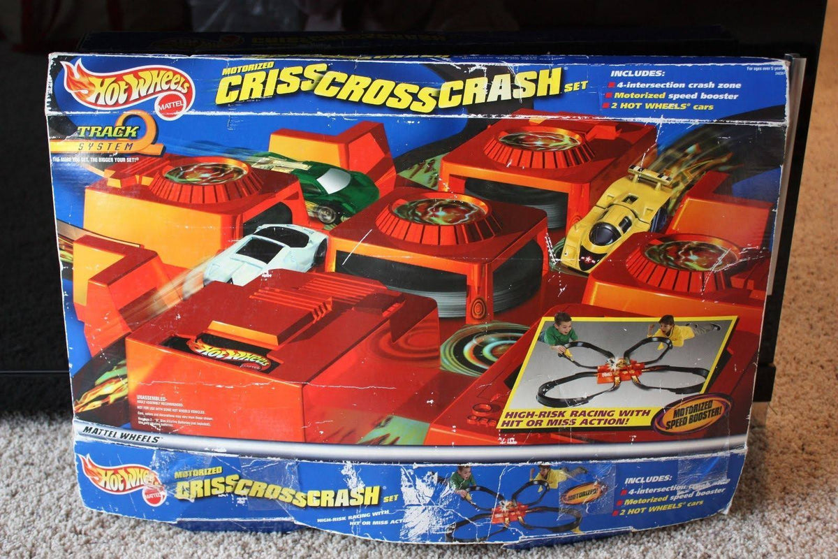 Criss Cross Crash Track Set D607