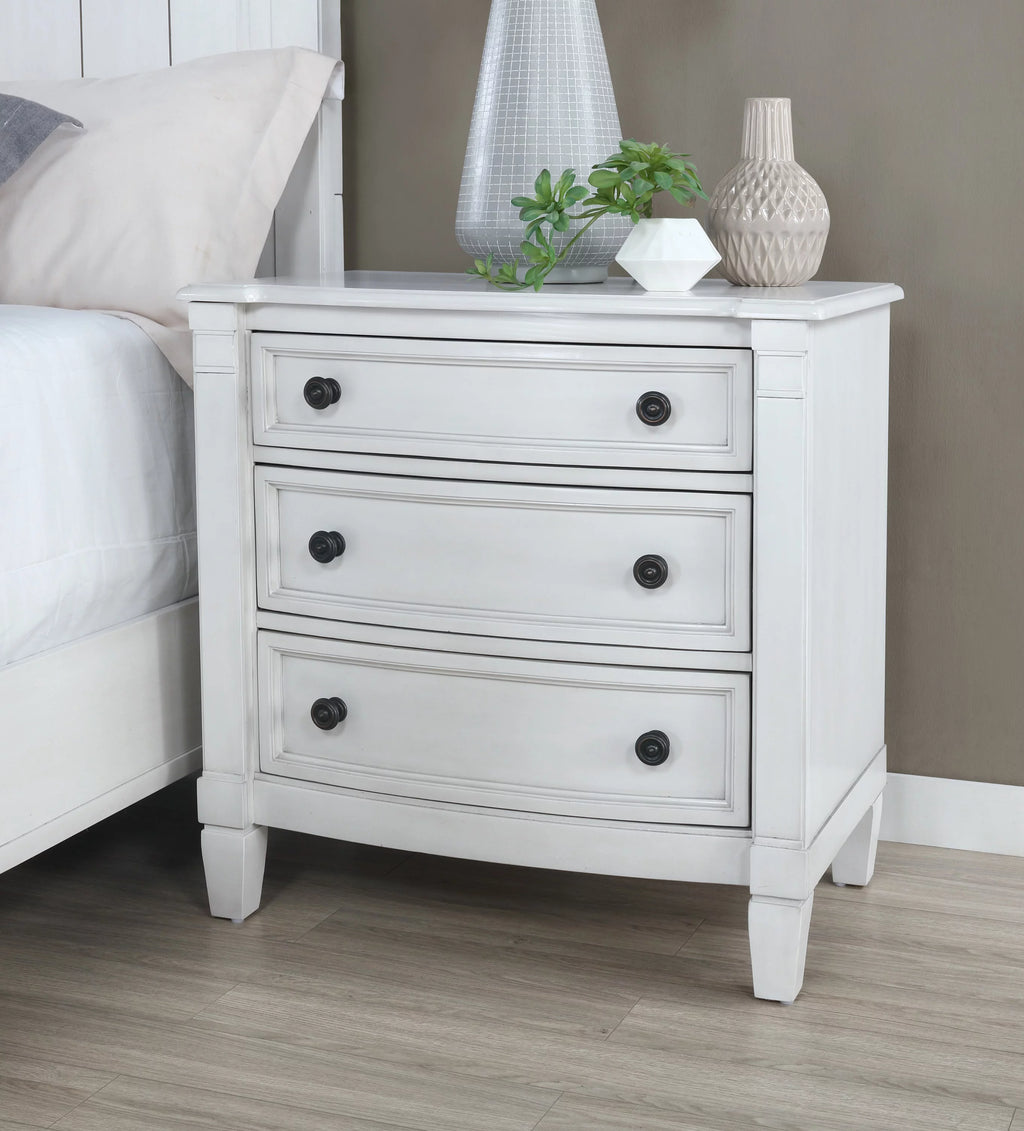 Wood King Bed with Dresser, Mirror, Two Nightstands, and Chest S815