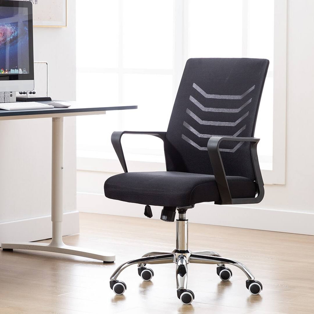Adjustable Swivel Office Chair Black H7446