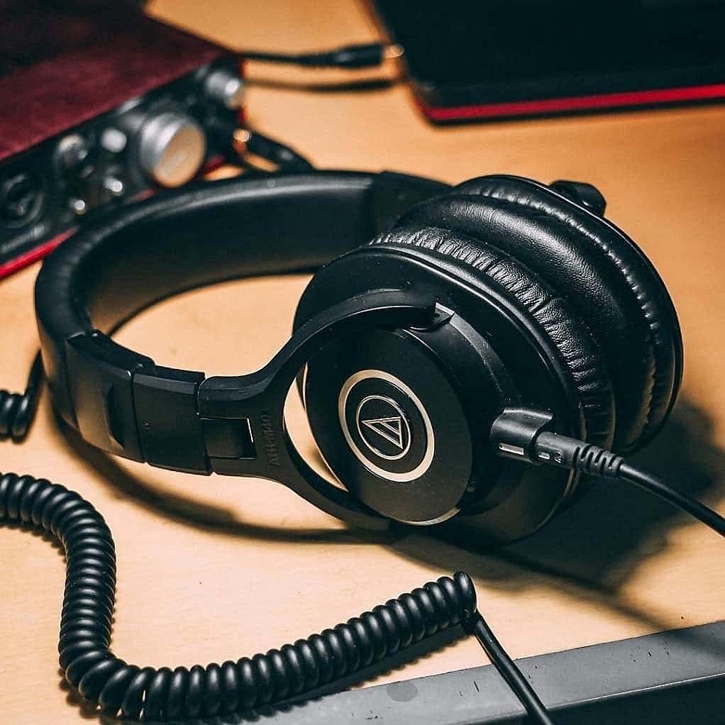 Studio Monitor Headphones with Headphone Hook, Y Splitter Cable, and 2-Pack of Replacement Earpads C1216