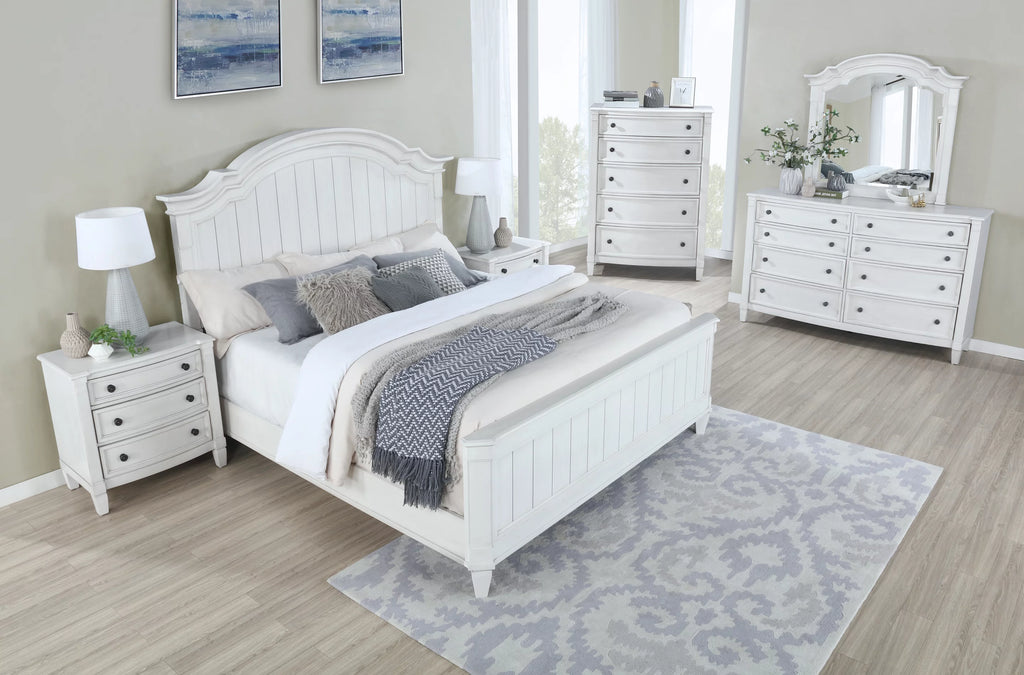 Wood King Bed with Dresser, Mirror, Two Nightstands, and Chest S815