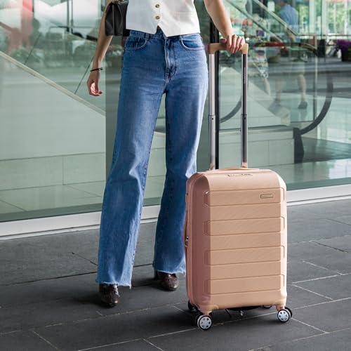 Black 22" Hardshell Expandable Spinner Luggage C7693