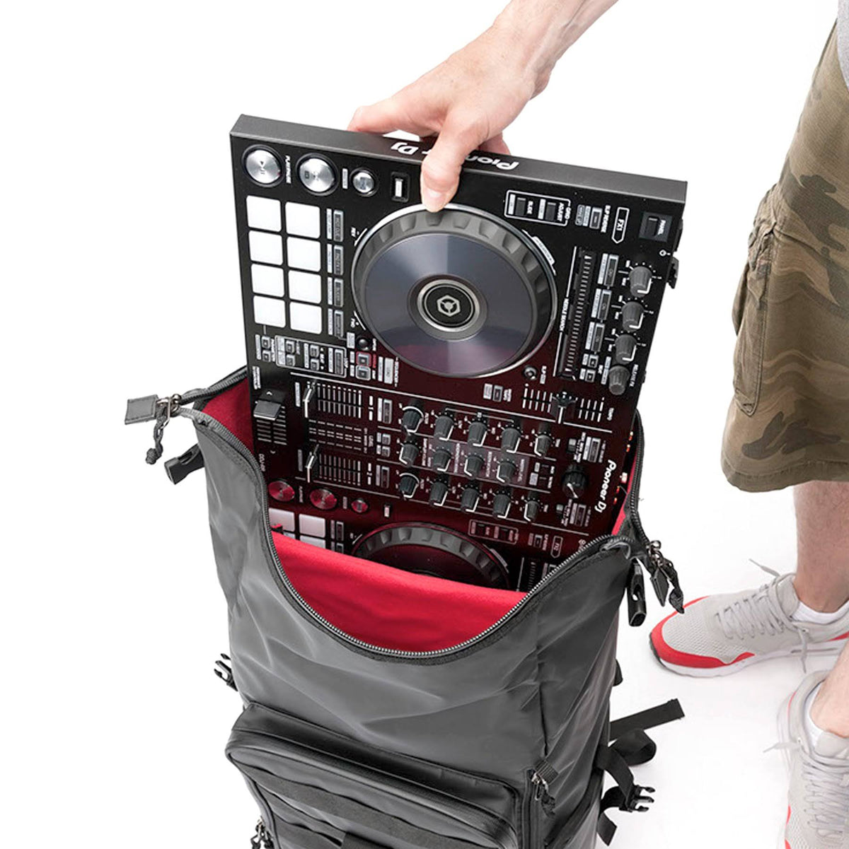 Black/Red DJ Stashpack C44382