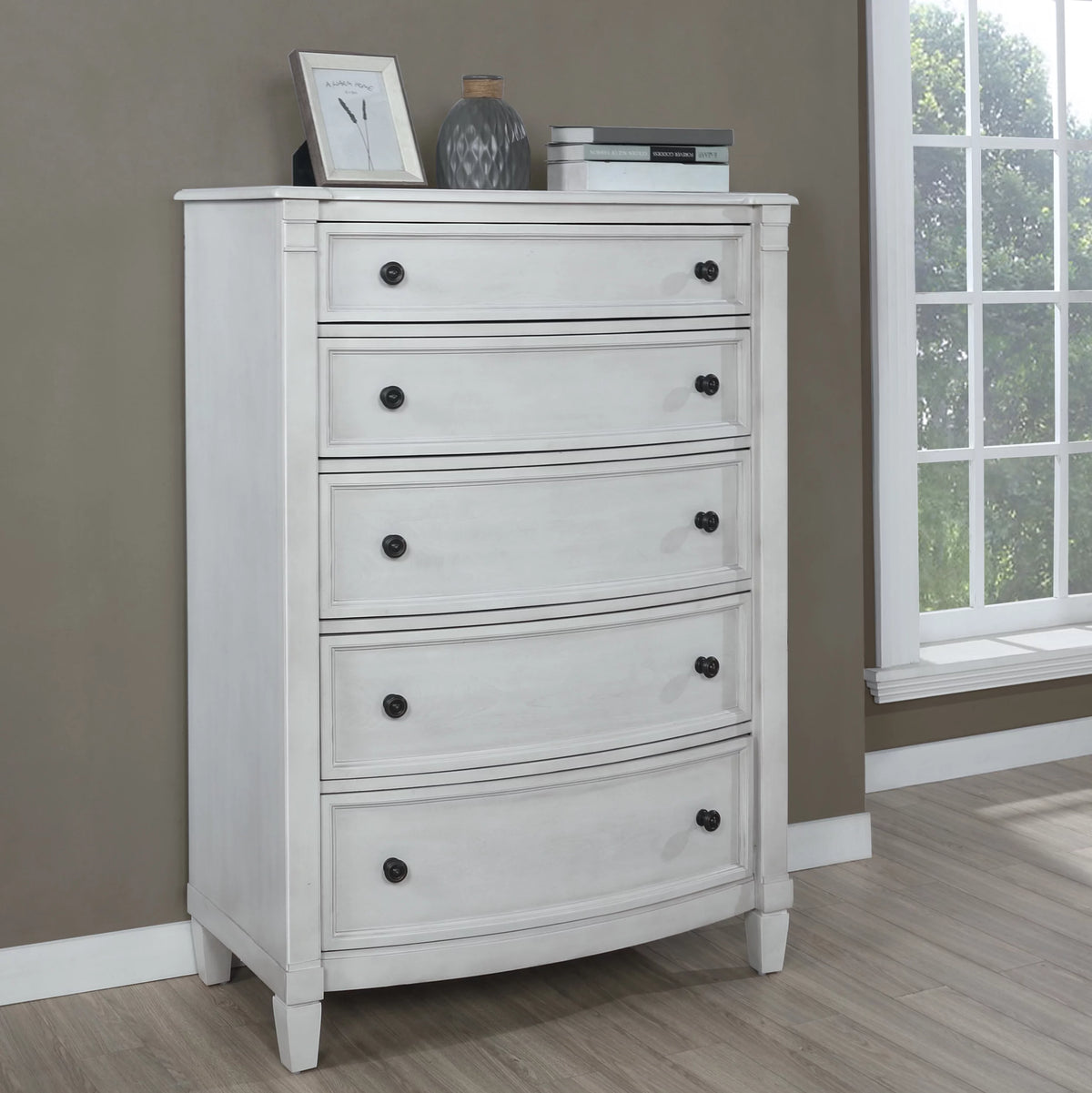 Wood King Bed with Dresser, Mirror, Two Nightstands, and Chest S815
