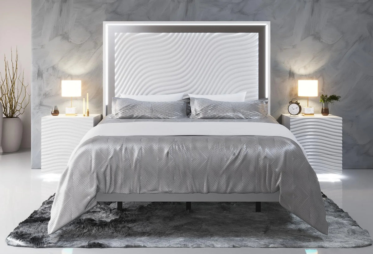 Shiny White Queen Bedroom Set J17991