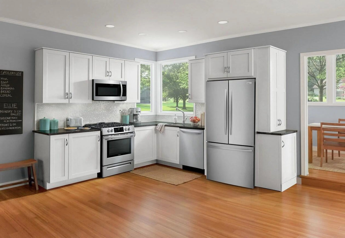 28.8 Cubic Feet French Door Refrigerator with Freezer P383