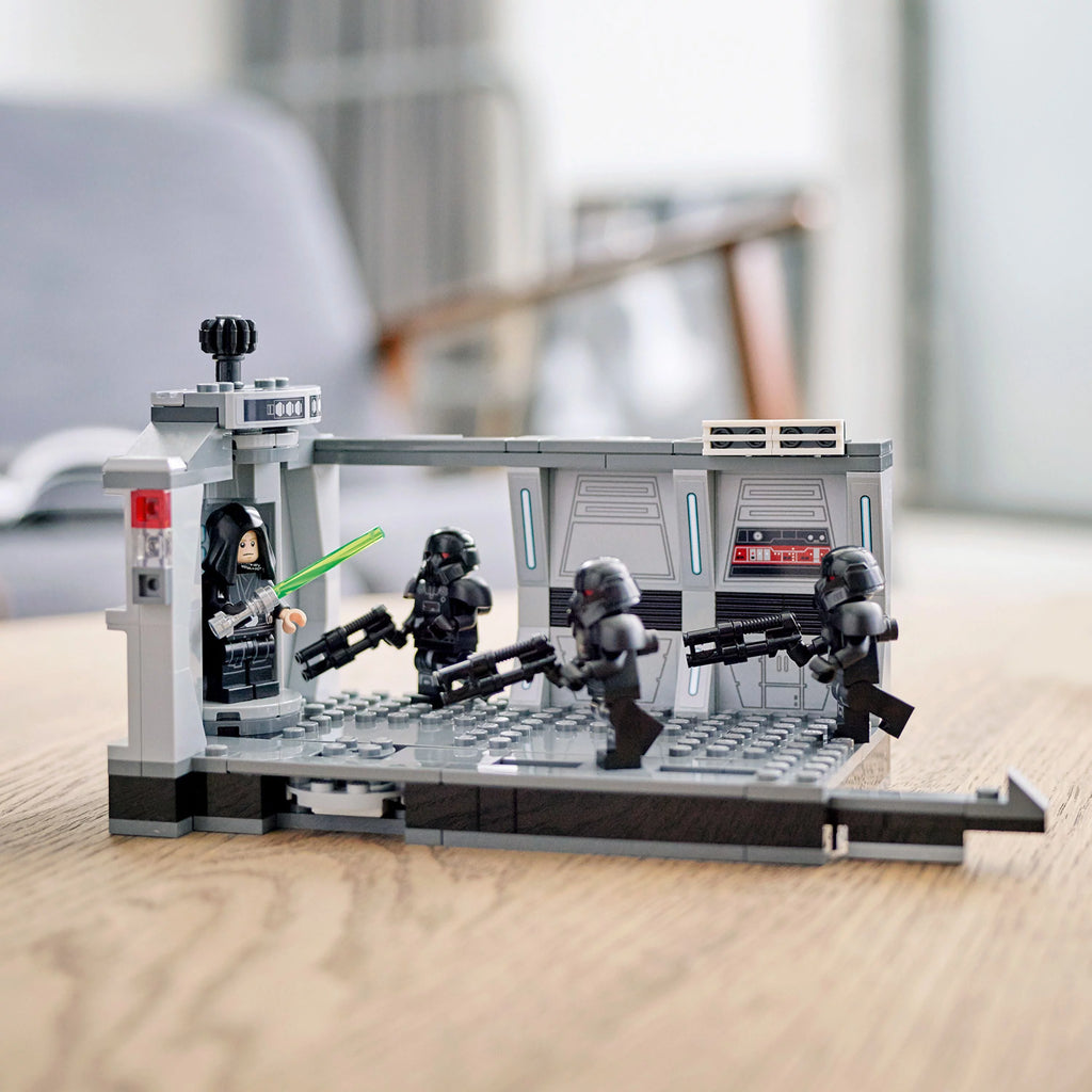 Star Wars Building Toy Set with Revolving Elevator and Minifigure N234454