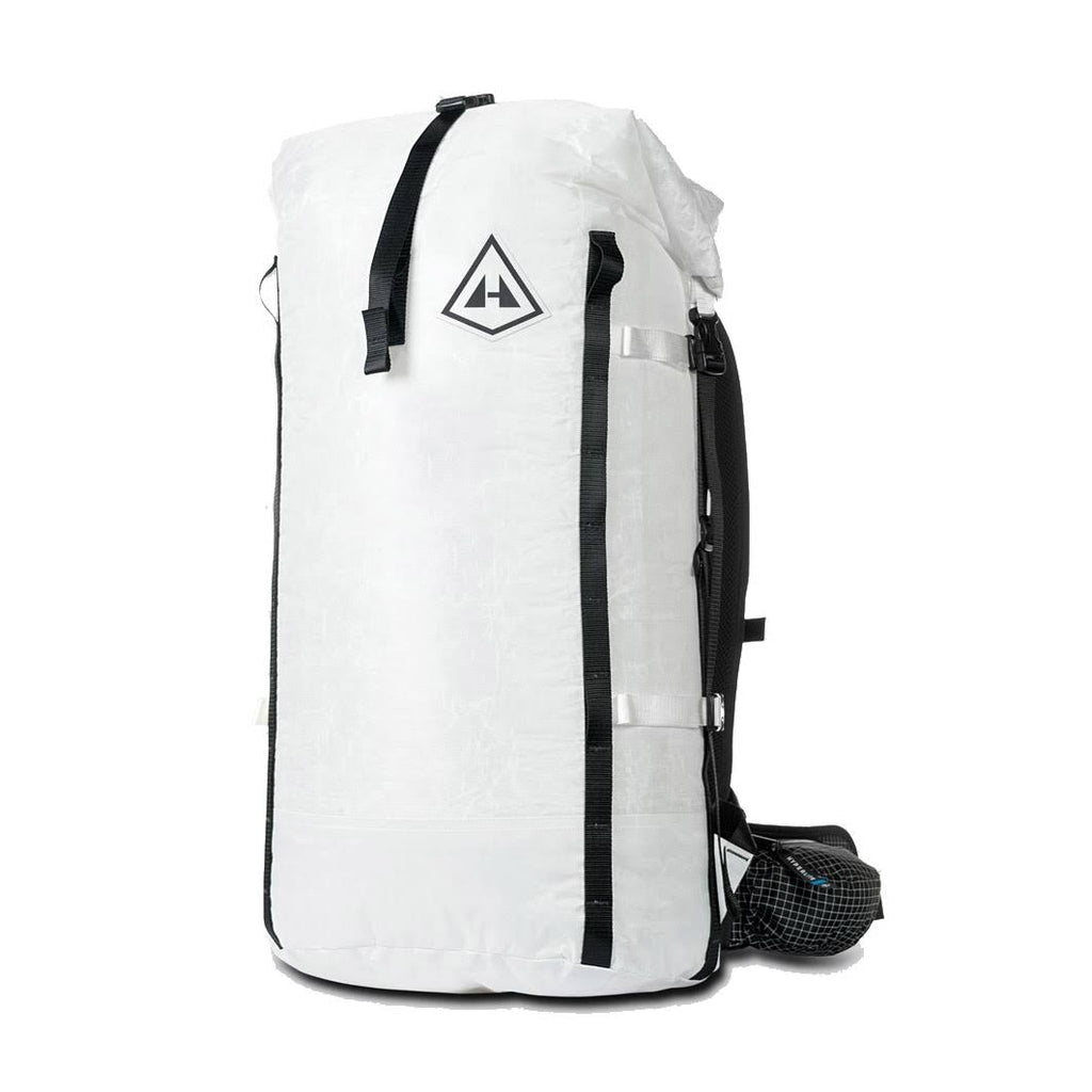 2400 Porter Pack 70 Liter Pack L214